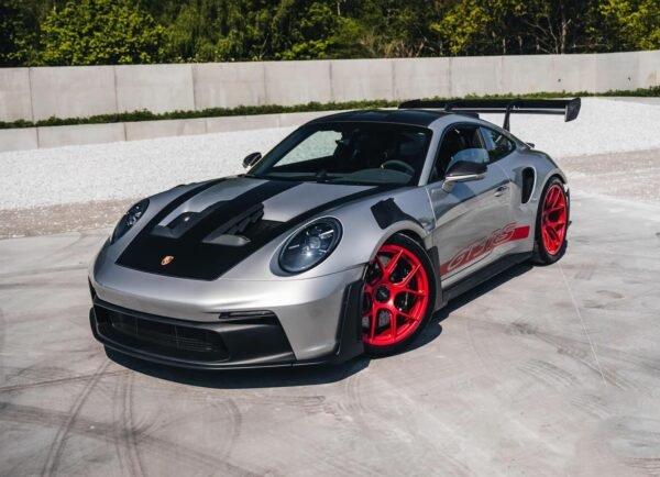 PORSCHE 911 [992.1] GT3 RS SILVER 2022 miniature 1/8 GT Spirit collection