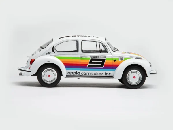 VOLKSWAGEN BEETLE 1303 K3 TRIBUTE WHITE 1975 miniature 1/18 Solido vue cote droit