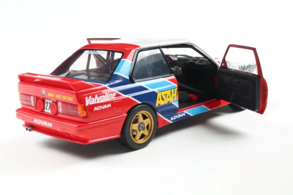 BMW M3 WHITE #27 KAWAMOTO /REID JTCC 1986 - 1/18 Solido