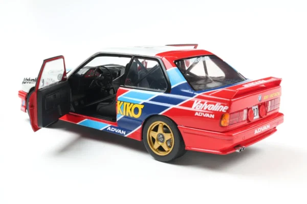 BMW M3 WHITE #27 KAWAMOTO /REID JTCC 1986 - 1/18 Solido