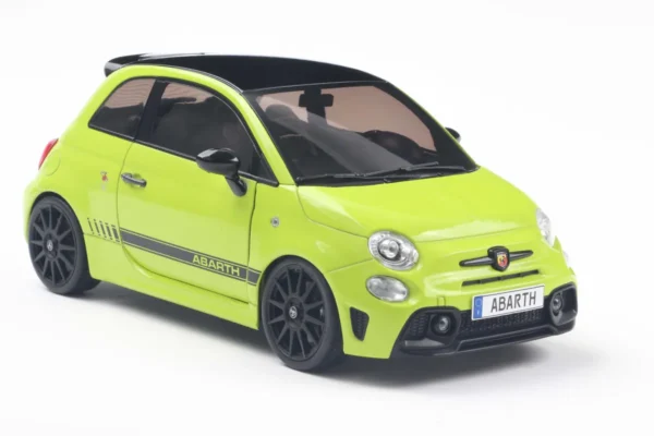 FIAT F595 ABARTH VERDE ADRENALINA 2023 miniature 1/18 Solido vue avant droite