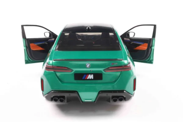 BMW M5 M ISLE OF MAN GREEN METALLIC 2025 miniature 1/18 Solido collection