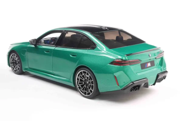 BMW M5 M ISLE OF MAN GREEN METALLIC 2025 miniature 1/18 Solido collection