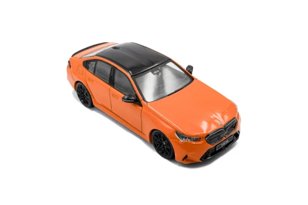 BMW M5 SEDAN FIRE ORANGE III 2024 - 1/43 Solido