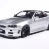 NISSAN SKYLINE GT-R (BNR34) WITH NISMO PARTS SILVER 1999 - 1/18 Solido NISSAN SKYLINE GT-R (BNR34) WITH NISMO PARTS SILVER 1999 miniature 1/18 Solido vue avant gauche